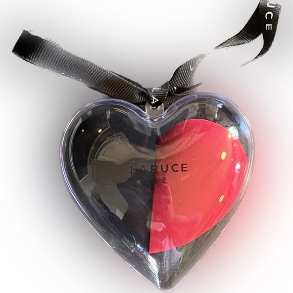 Laruce Beauty Duo Sponge Set with Heart Case - Picture 2 of 3